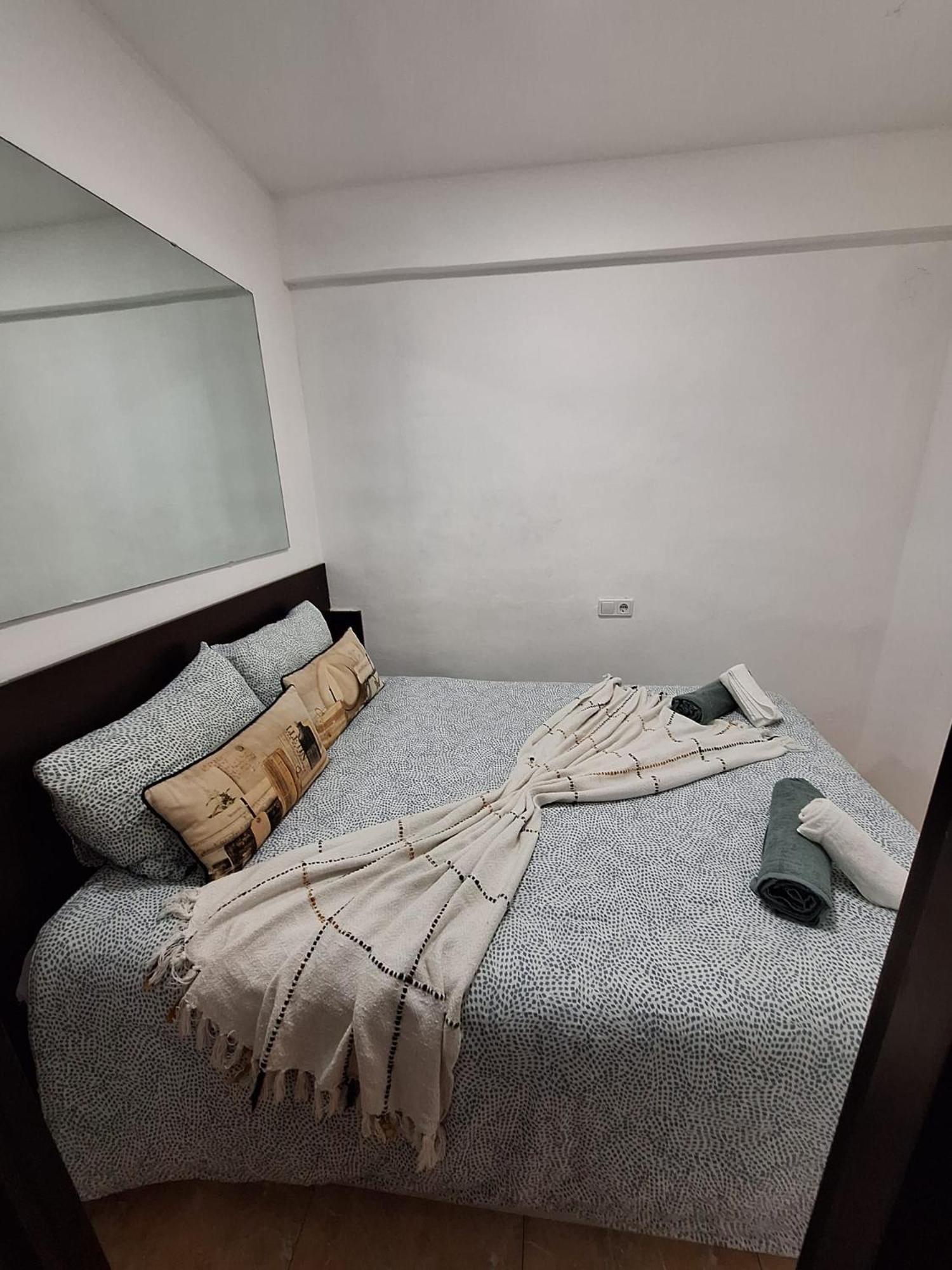 Beautiful New One Bedroom Apartament In ベニドルム エクステリア 写真